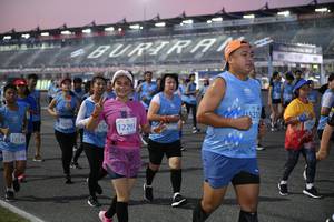 BIB: 15215, 12343, 1736, 12293, 12556
                            <button type="button" onclick="openModal(10862493)" class="btn btn-primary btn-sm float-right btn-popup" data-toggle="modal" data-target=".modal-high-quality">
                        <i class="fas fa-shopping-cart"></i> Add to Cart
                    </button>
                                            <button type="button" onclick="isThisMe(10862493, true)" class="btn btn-success btn-sm float-right btn-popup btn-isme hidden" data-toggle="tooltip" data-placement="bottom" title="นี่คือรูปของคุณใช่ไหม คลิกที่นี่เพื่อเอาเข้าอัลบั้ม">
                        <i class="fas fa-plus"></i> Add to album
                    </button>
                    <button type="button" onclick="isThisMe(10862493, false)" class="btn btn-warning btn-sm float-right btn-popup btn-isnotme hidden">
                        <i class="fas fa-ban"></i> Remove from album
                    </button>